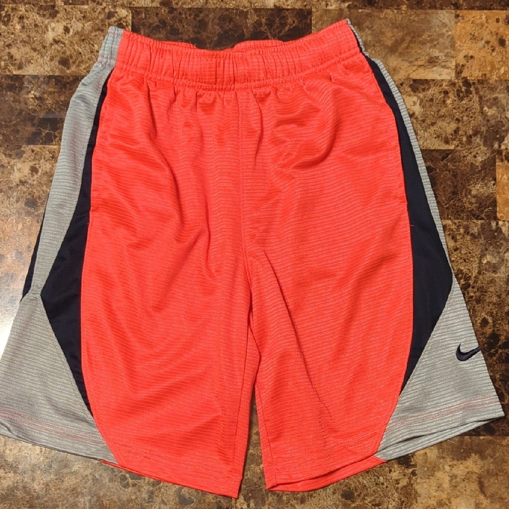 Nike Coral Orange & Gray Athletic Shorts Lightweight Comfort